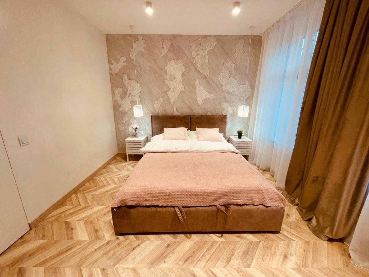 Kobiela Apartments Family Delux Ktw City Center คาโตวีตเซ ภายนอก รูปภาพ